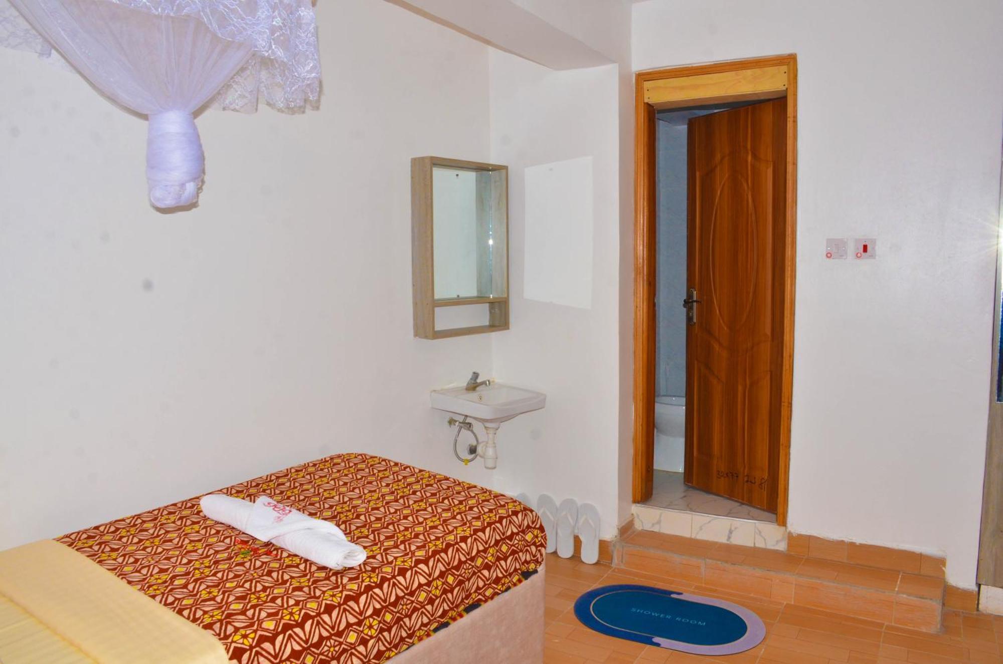 Отель Gateway Bliss Gardens Ruiru Экстерьер фото
