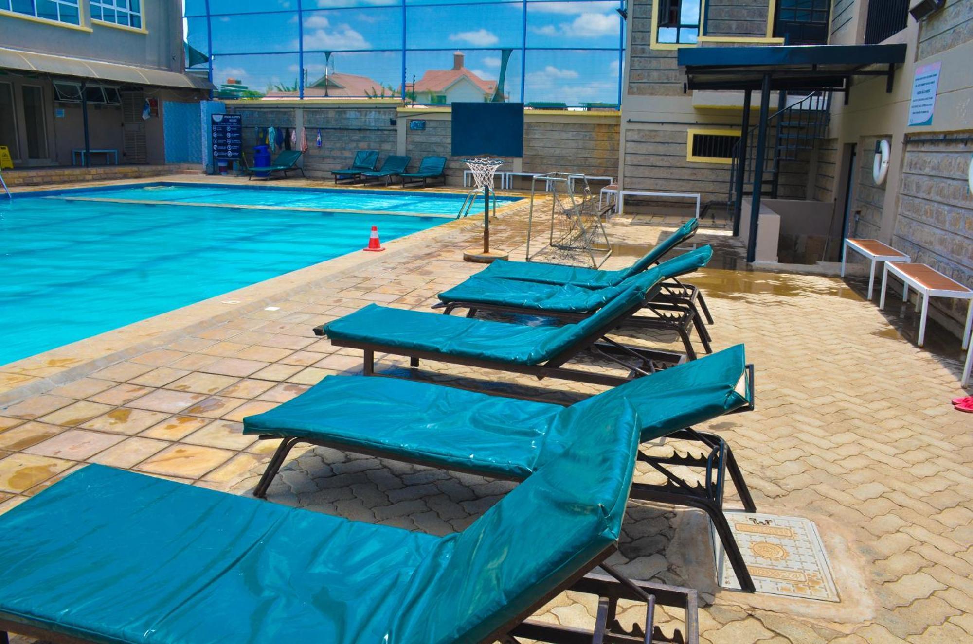 Отель Gateway Bliss Gardens Ruiru Экстерьер фото